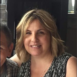 Meet your Posher, Angela